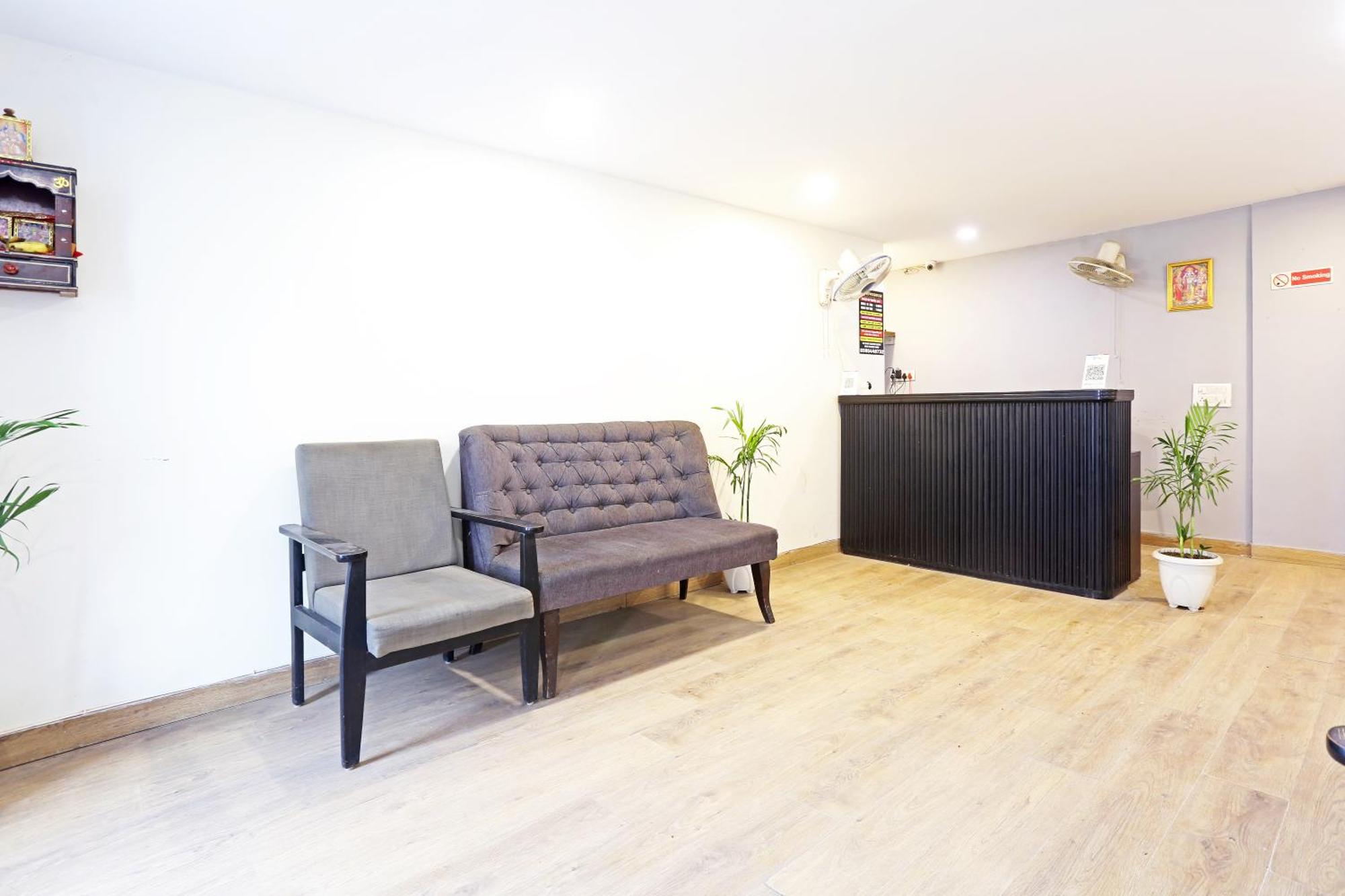 Hotel Twamev Residency Uttam Nagar Couple Friendly Delhi  Exterior foto