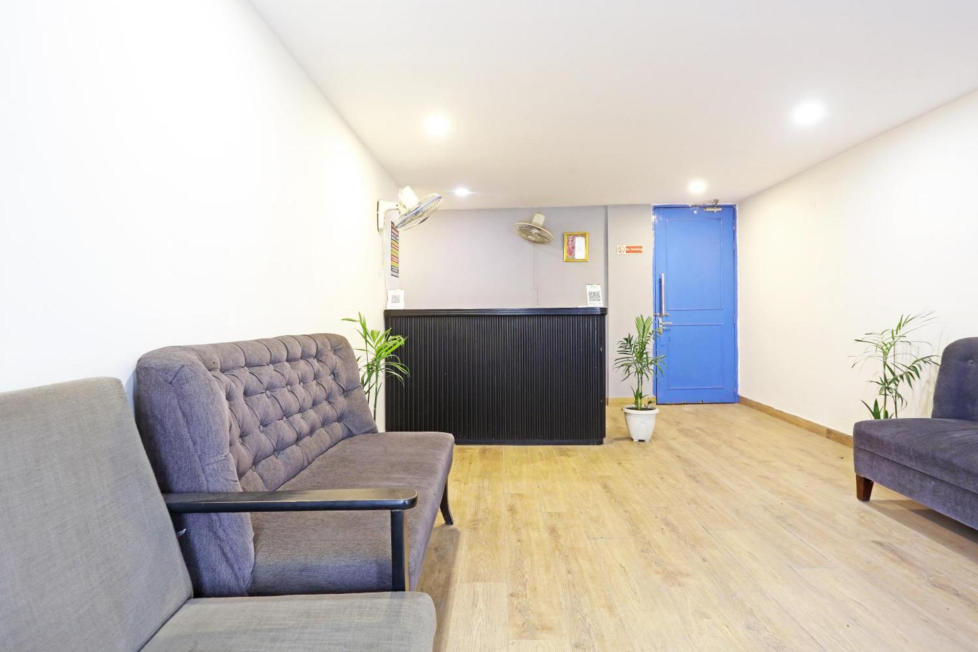 Hotel Twamev Residency Uttam Nagar Couple Friendly Delhi  Exterior foto